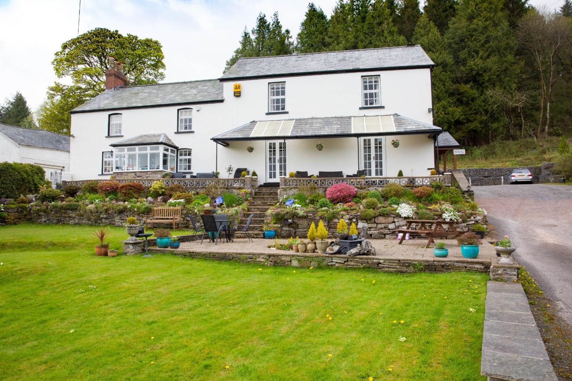 Llwyn Onn Guest House Merthyr Tydfil Exterior foto