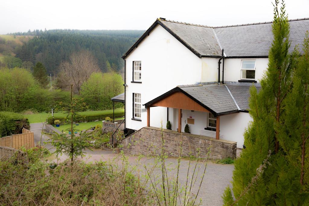 Llwyn Onn Guest House Merthyr Tydfil Exterior foto