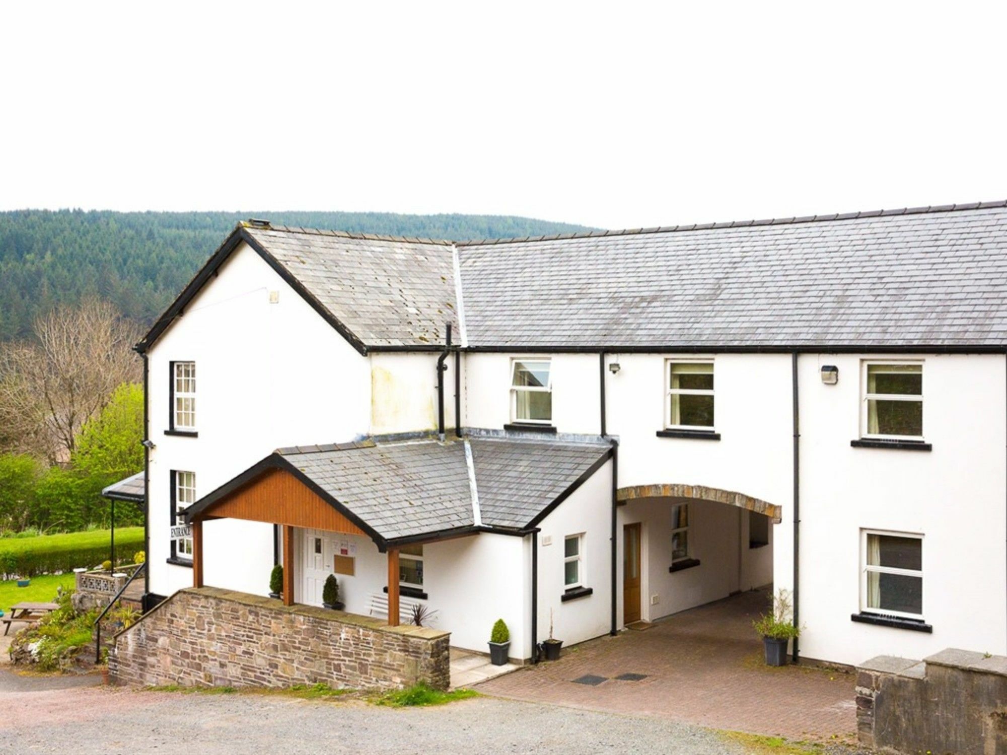 Llwyn Onn Guest House Merthyr Tydfil Exterior foto